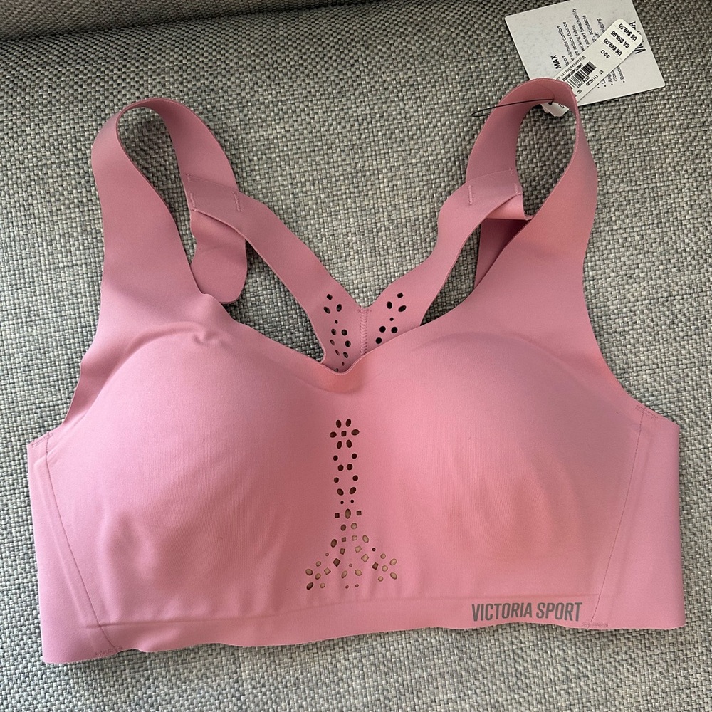 Victoria Secret sports bra 32C NWT